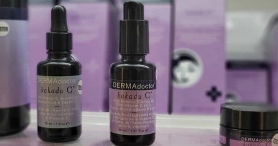 منتجات Dermadoctor للعناية الطبيعية بالبشرة